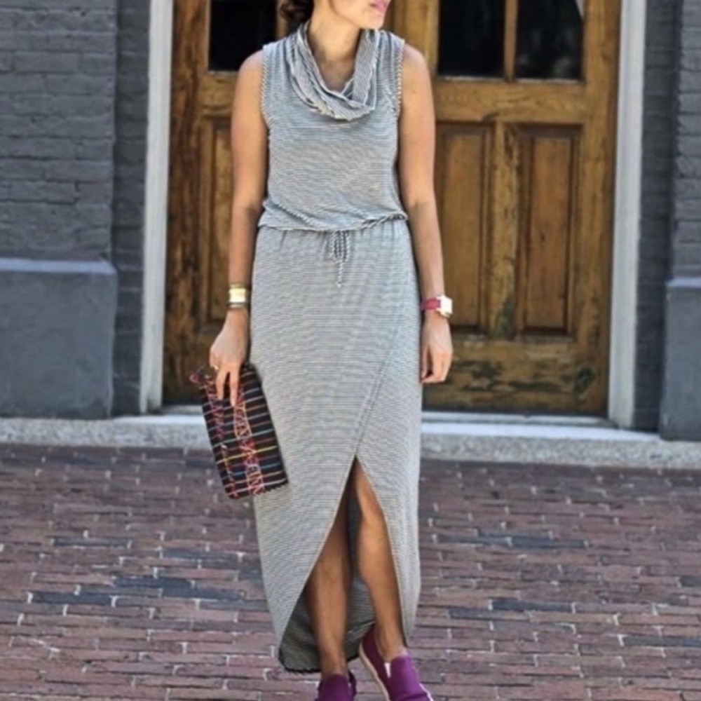 Anthropology Dolan-Left Coast Collection Maxi, Tulip hem Dress size is Large
